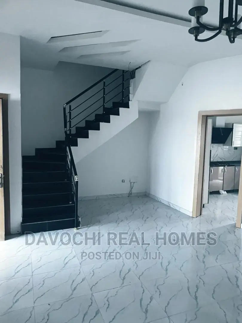 4bdrm Duplex in Chevron Second Toll, Lekki for rent in Lekki