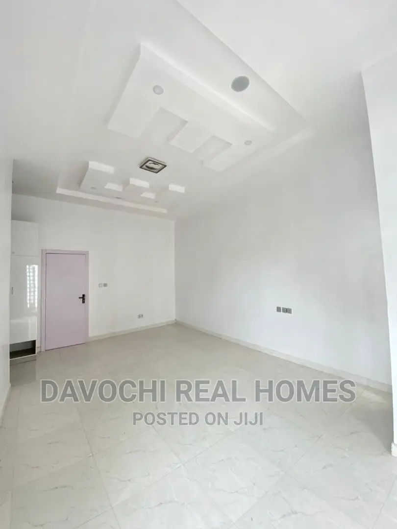 4bdrm Duplex in Chevron Drive, Lekki for sale in Lekki