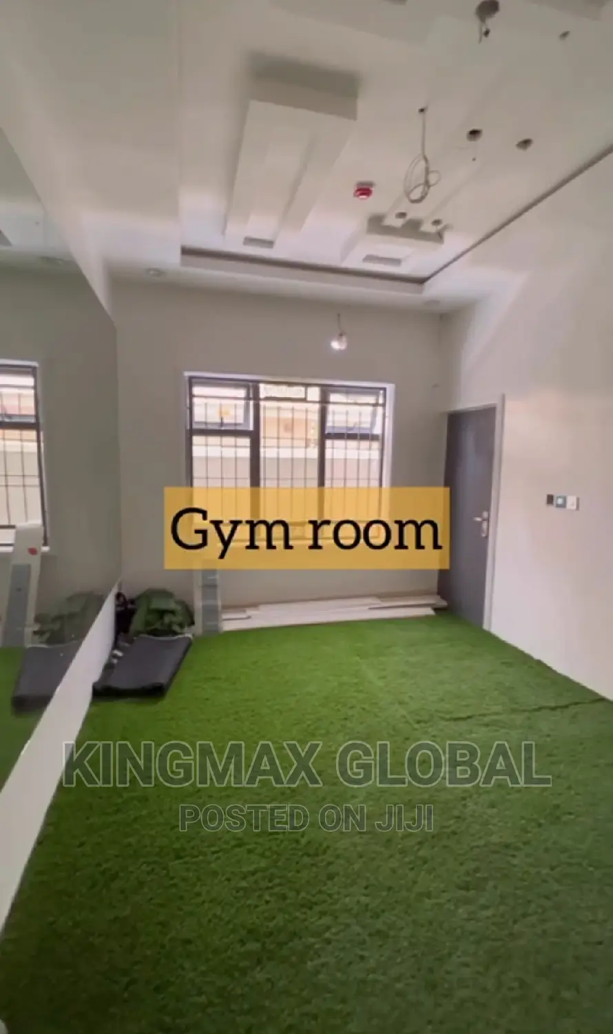 7bdrm Mansion in Gwarinpa for sale in Gwarinpa