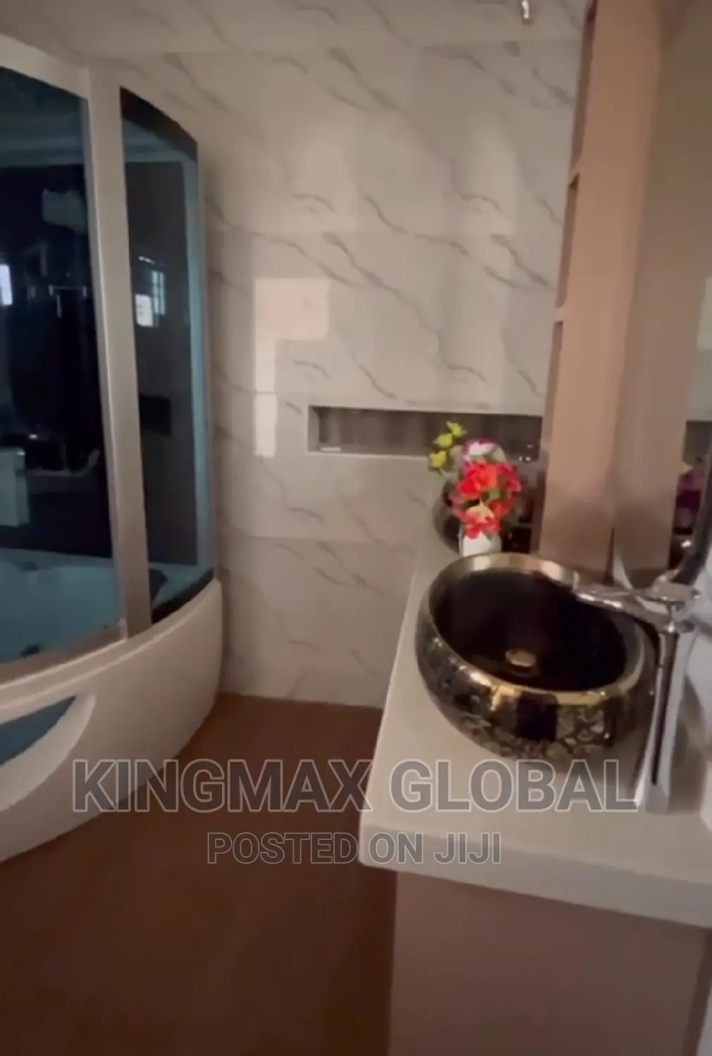 7bdrm Mansion in Gwarinpa for sale in Gwarinpa
