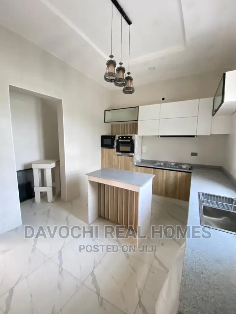 4bdrm Duplex in Chevron Second Toll, Lekki for sale in Lekki