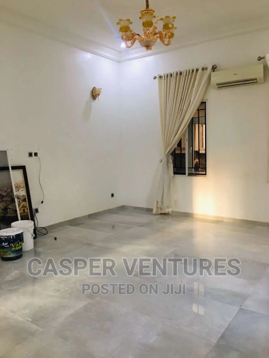 Mini Flat in Idado for rent in Idado