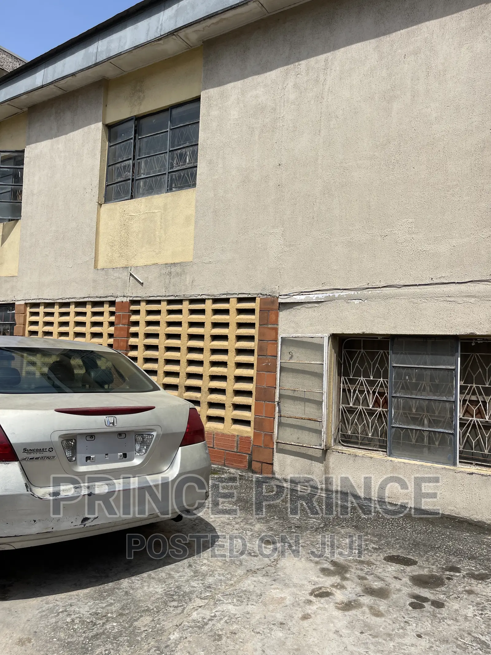 3bdrm Block of Flats in Surulere for sale in Surulere