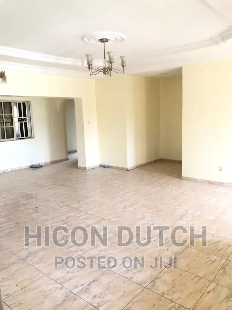 3bdrm Block of Flats in Gwarimpa Main, Gwarinpa for rent in Gwarinpa