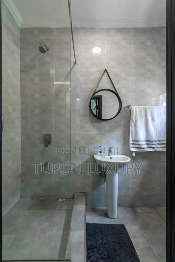 Stylish 1 Bedroom Apartment With Top Notch Amenities. in Lekki Phase 1