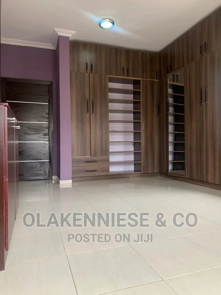 3bdrm Block of Flats in Bodethomas for rent in Bode Thomas