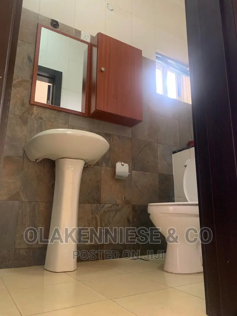 3bdrm Block of Flats in Bodethomas for rent in Bode Thomas