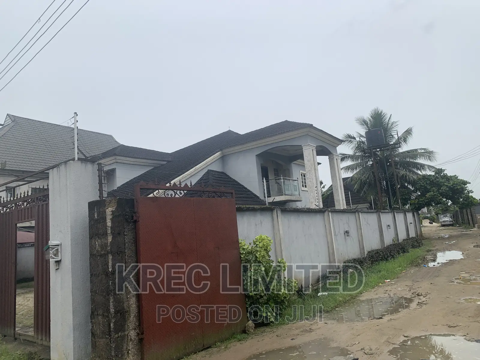 5bdrm Duplex in Iwofe Rd, Port-Harcourt for sale in Port-Harcourt