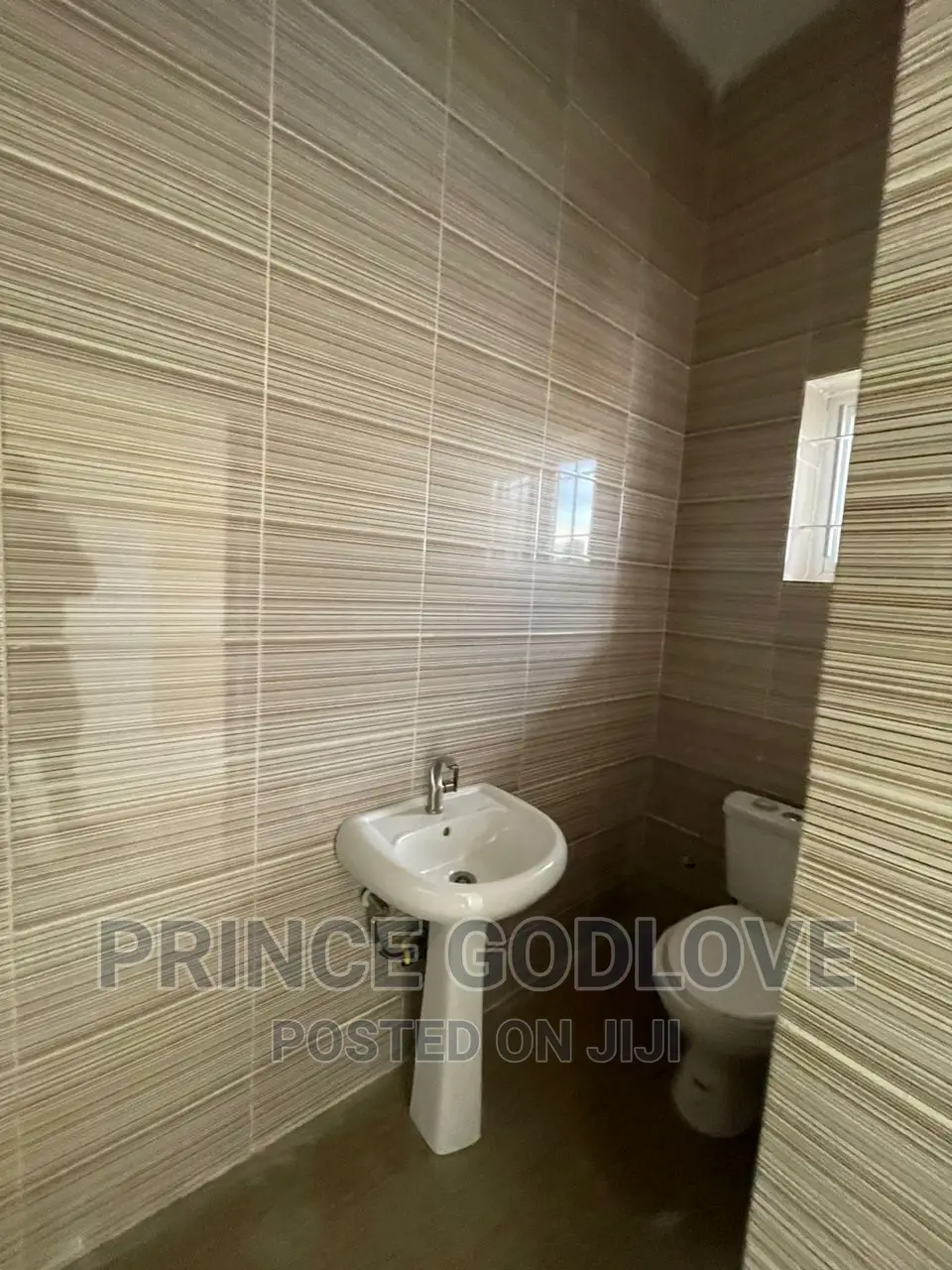 3bdrm Apartment in Munach Estate, Dawaki for rent in Dawaki