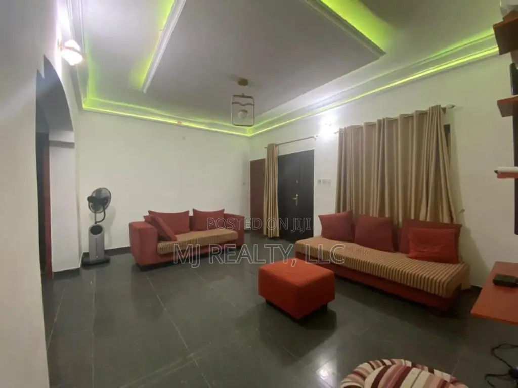 Furnished 5bdrm Duplex in Igbo-efon for sale in Igbo-efon