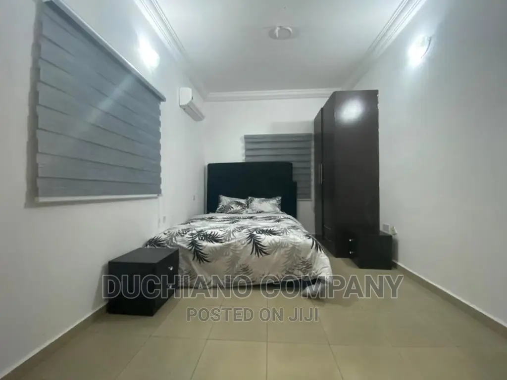Furnished 5bdrm Duplex in Igbo-efon for sale in Igbo-efon