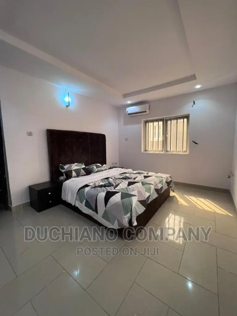 5bdrm Duplex in Igbo-efon for sale in Igbo-efon
