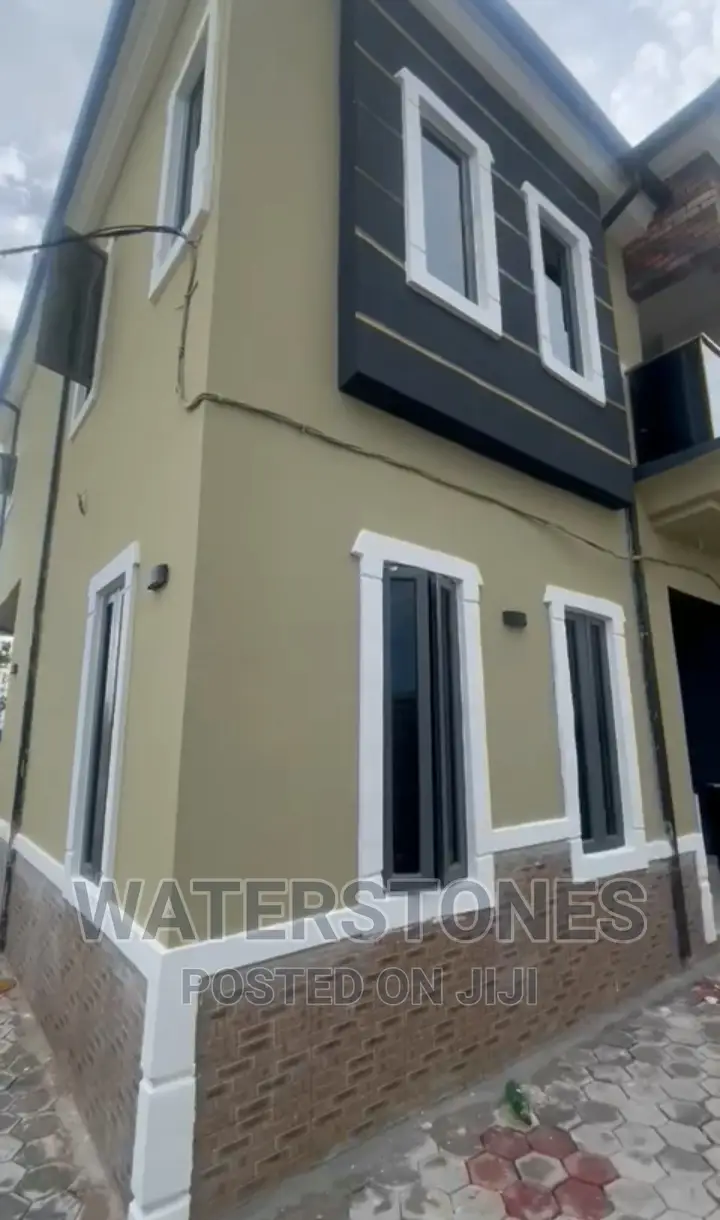 2bdrm Block of Flats in Asaba, Oshimili South for rent in Oshimili South