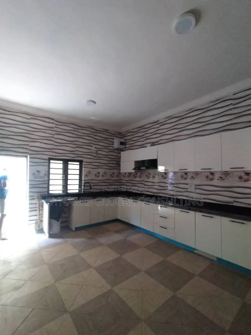 Furnished 5bdrm Duplex in Magodo Phase 2 for sale in GRA Phase 2 Shangisha