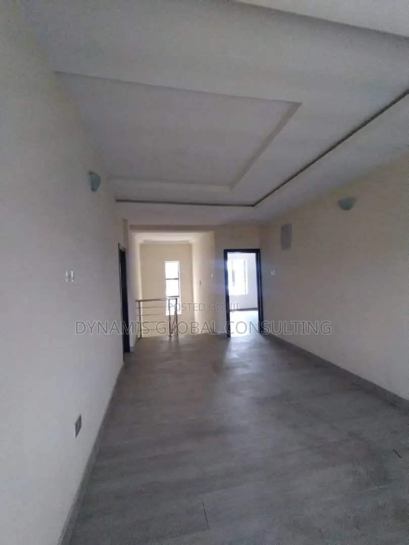 Furnished 5bdrm Duplex in Magodo Phase 2 for sale in GRA Phase 2 Shangisha