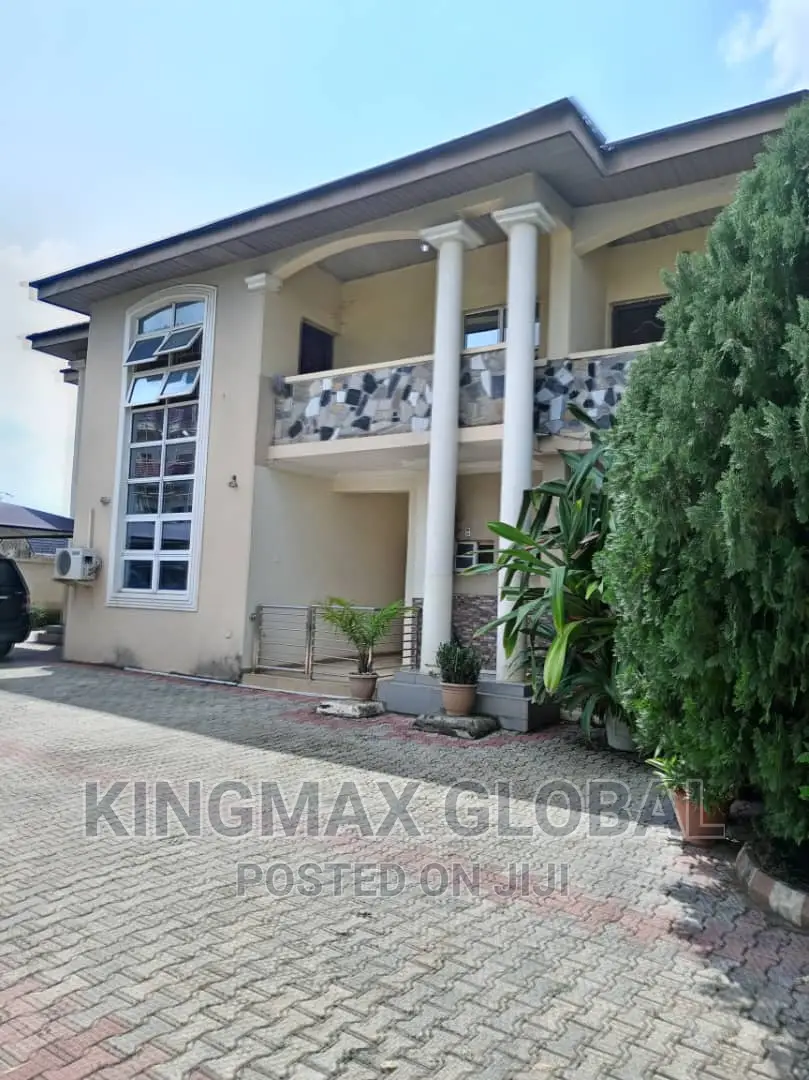 6bdrm Duplex in Kado for sale in Kado