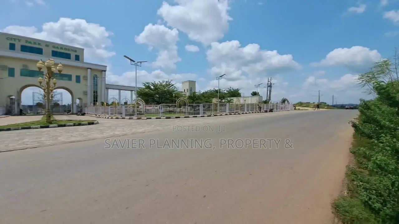 Adron City Park and Gardens Phase 1 in Alakia