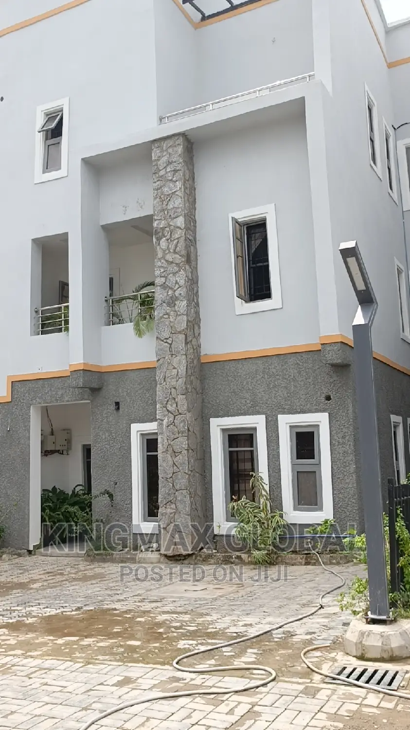 4bdrm Townhouse / Terrace in Jabi for rent in Jabi