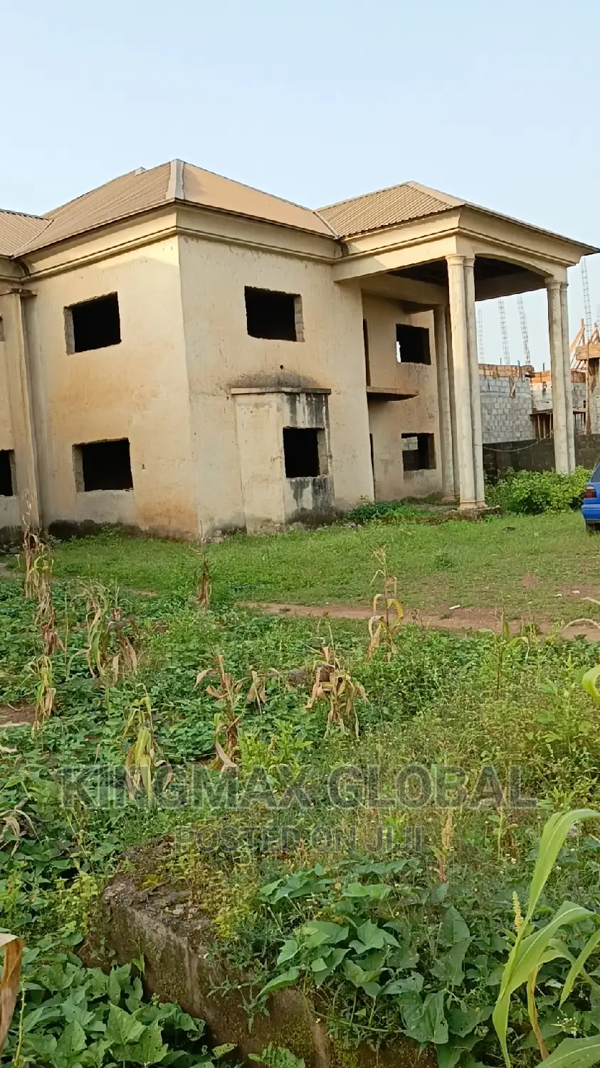 16bdrm Duplex in Durumi for sale in Durumi