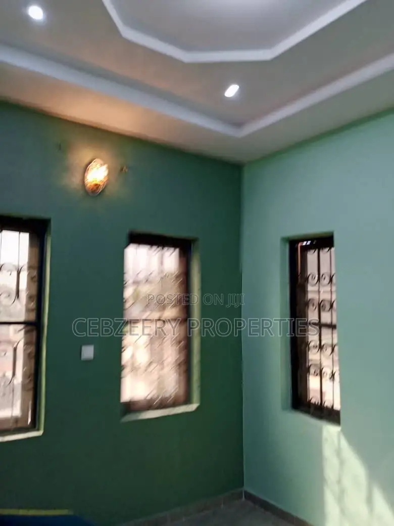 2bdrm Apartment in Magodo for rent in Magodo
