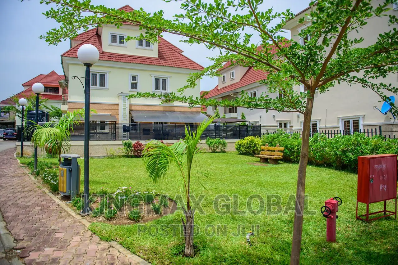 Furnished 4bdrm Townhouse/Terrace in Life Camp for sale in Life Camp