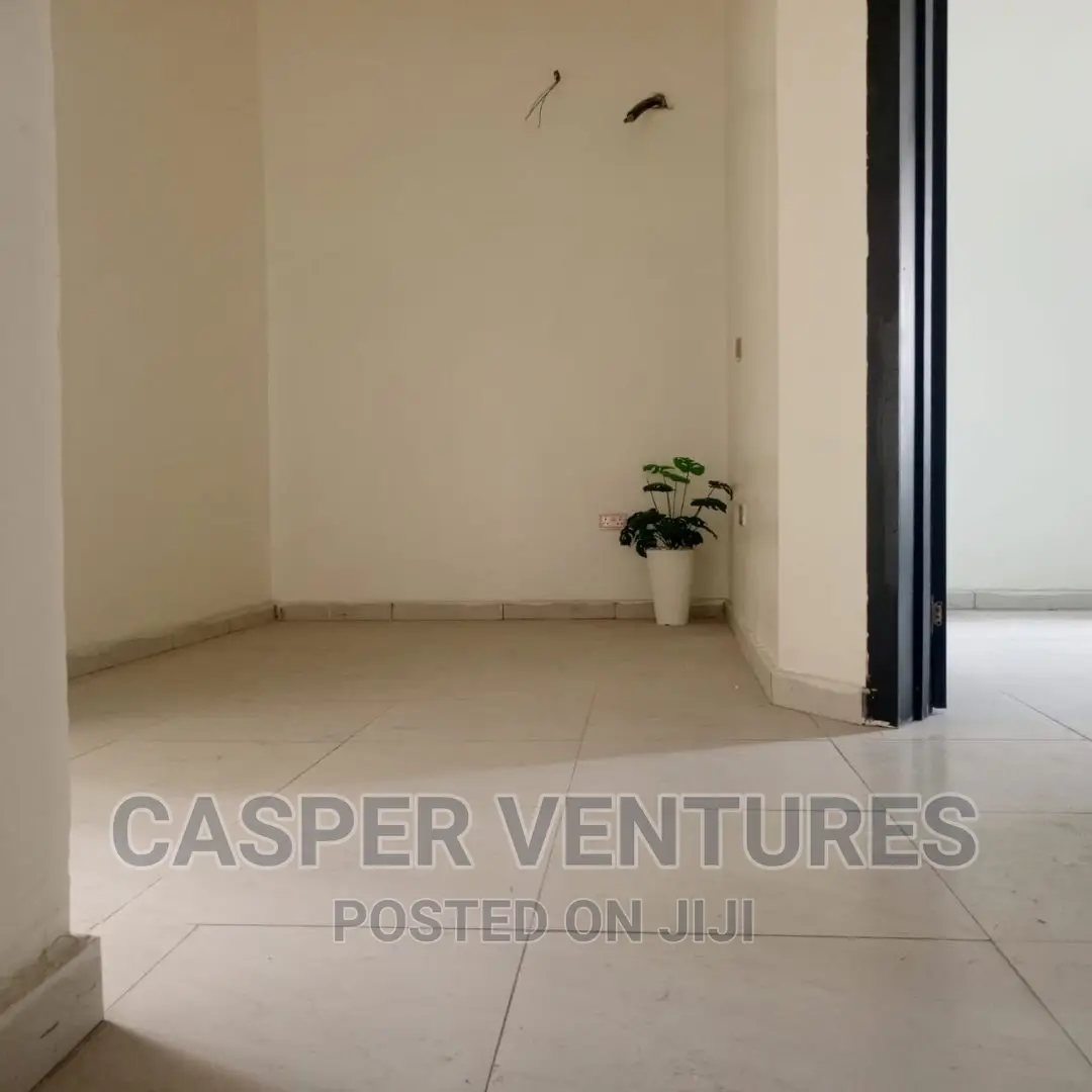 4bdrm Townhouse/Terrace in Orchid, Chevron for sale in Chevron