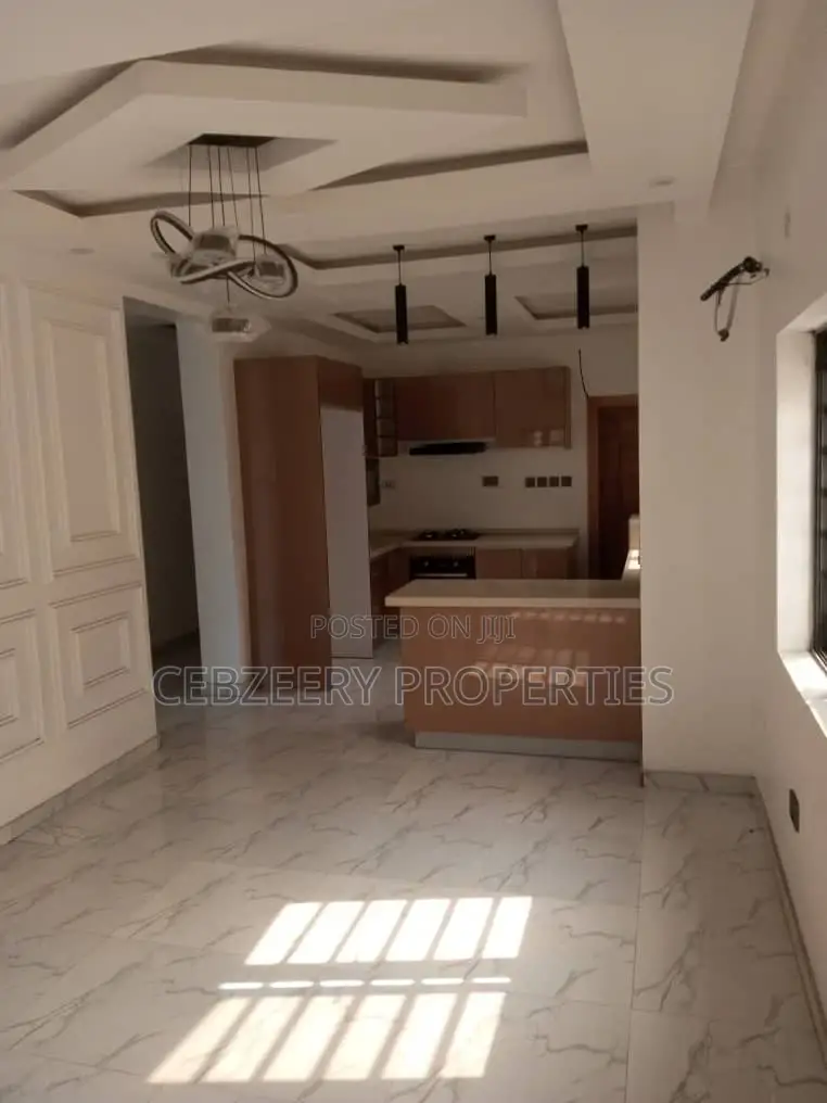 4bdrm Duplex in Lekki for sale in Lekki