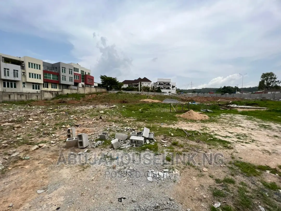 350sqmtrs Estate Plot FCDA Cofo in Guzape District