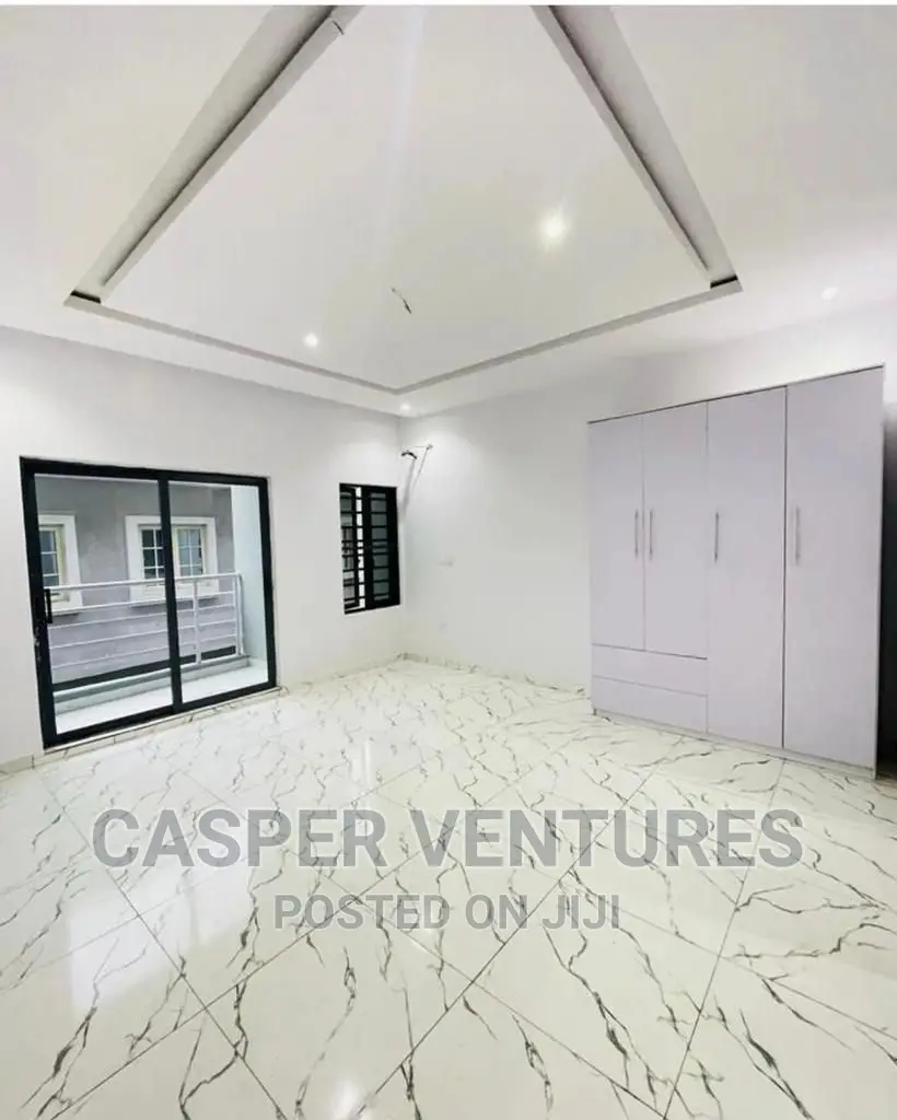 2bdrm Apartment in Lekki Gardens for sale in Lekki Gardens Estate
