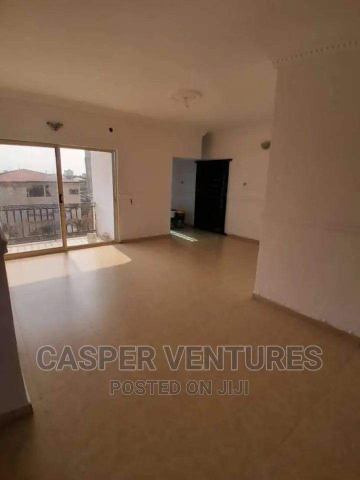 2bdrm Apartment in Admiralty Way, Lekki Phase 1 for rent in Lekki Phase 1