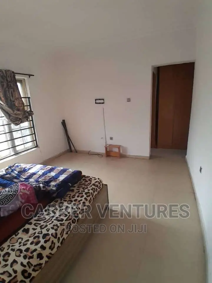 2bdrm Apartment in Admiralty Way, Lekki Phase 1 for rent in Lekki Phase 1