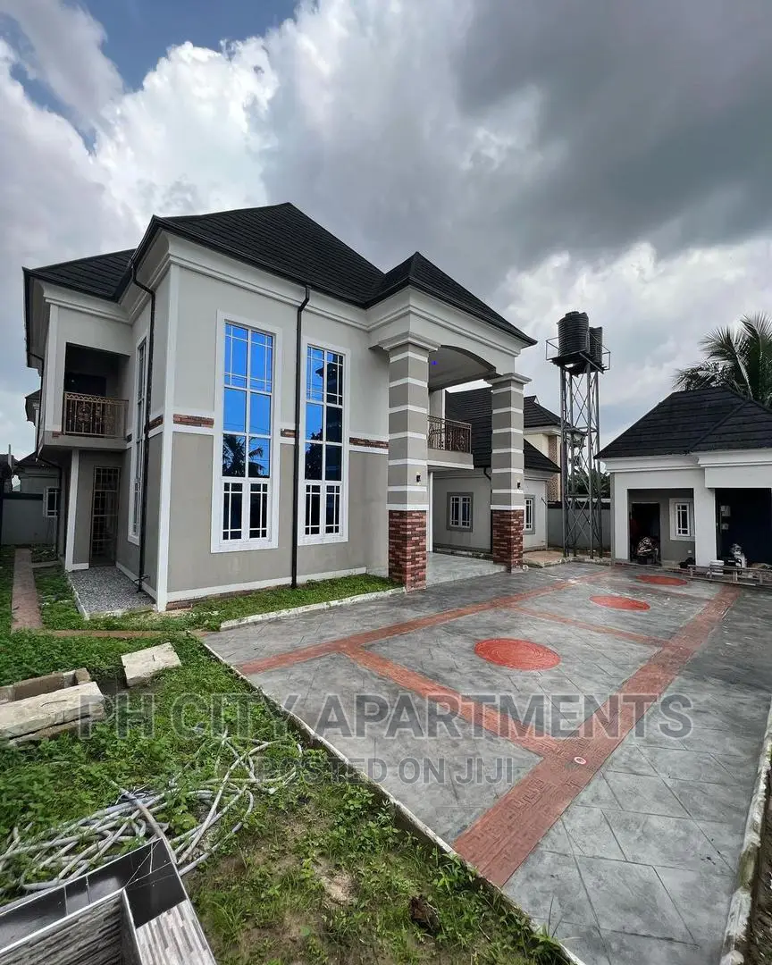 3bdrm Block of Flats in Gra, Port-Harcourt for rent in Port-Harcourt