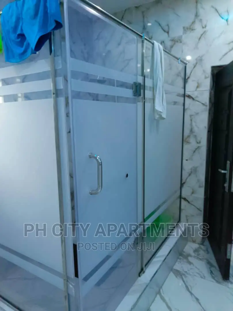 3bdrm Block of Flats in Gra, Port-Harcourt for rent in Port-Harcourt
