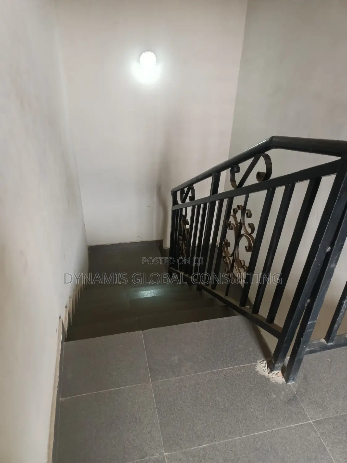 Furnished 1bdrm Block of Flats in Olatunde Sule Close, Omole Phase 2 in Omole Phase 2