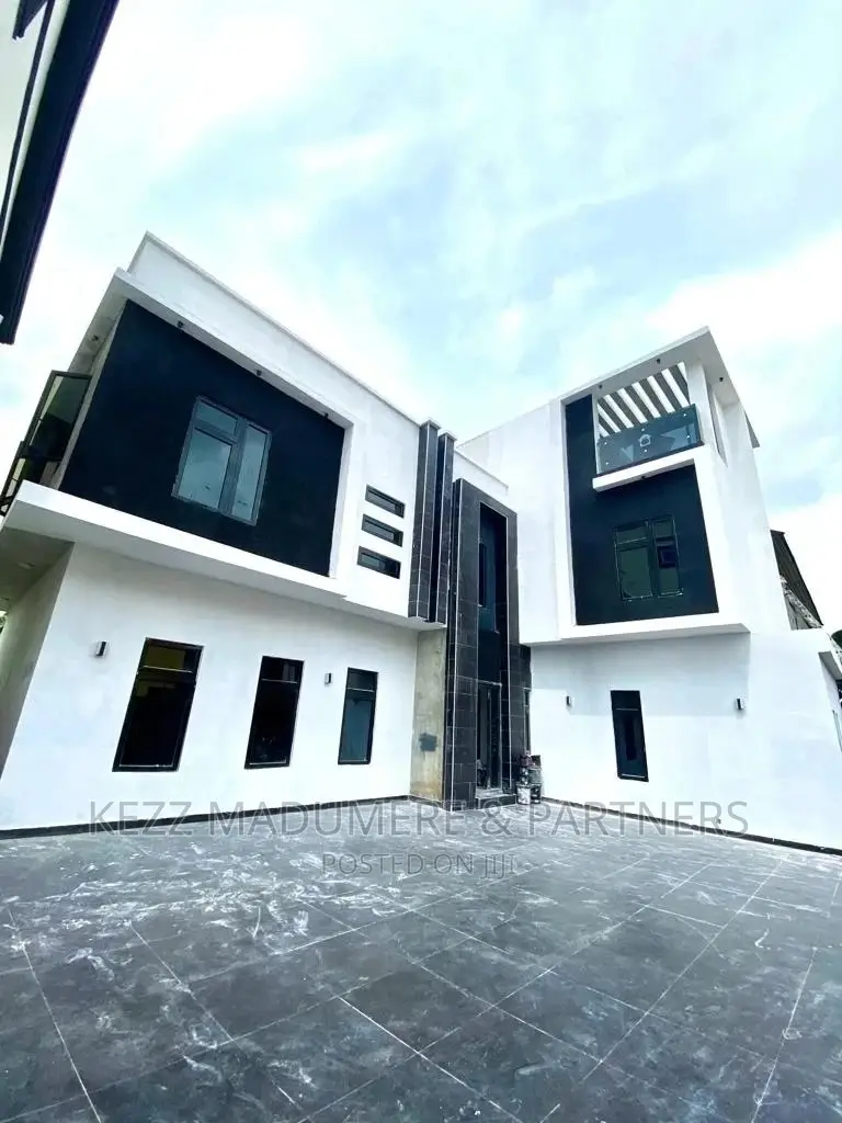 4bdrm Duplex in Dr Peter Odili, Port for sale in Port-Harcourt