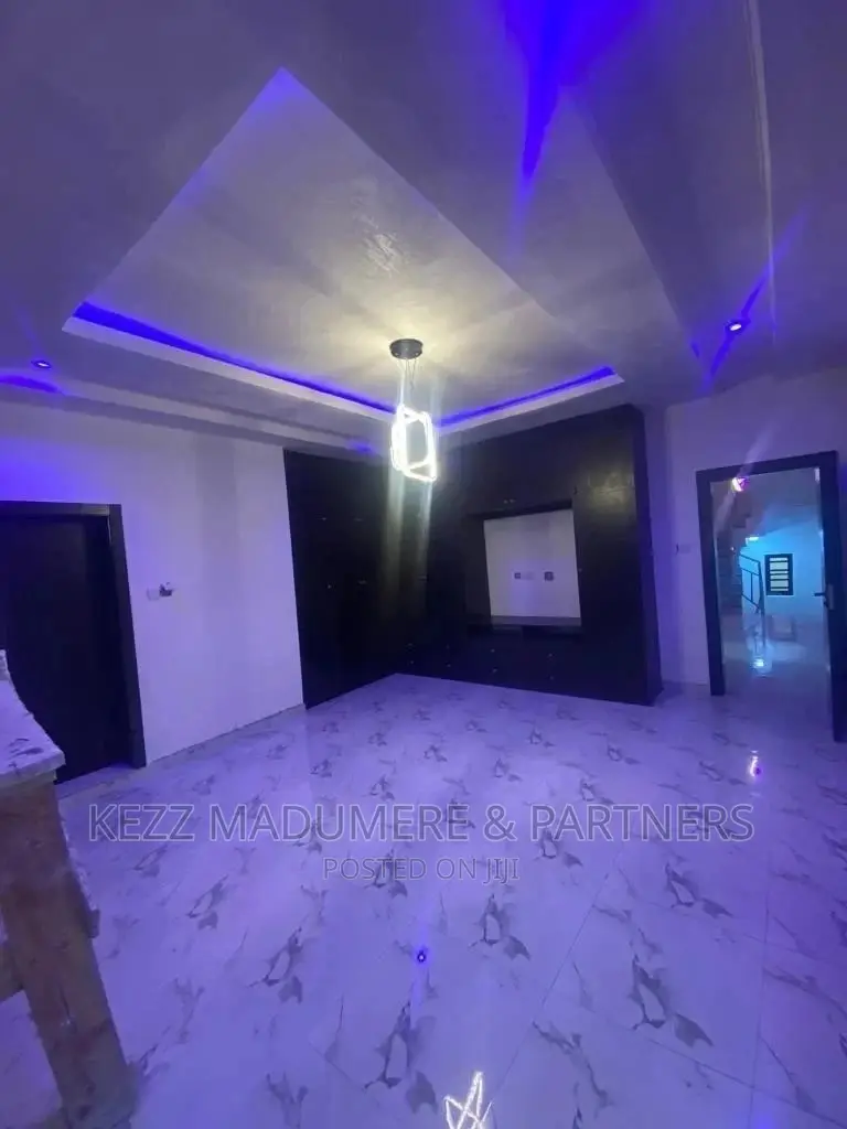 4bdrm Duplex in Dr Peter Odili, Port for sale in Port-Harcourt