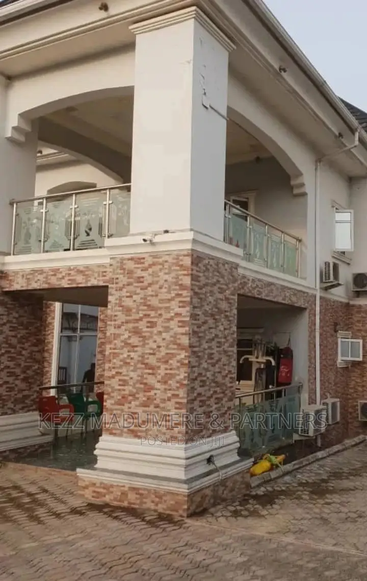5bdrm Duplex in Aladinma, Prefab, for sale in Owerri