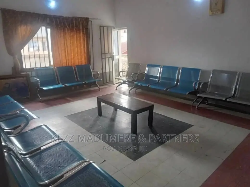 Furnished 3bdrm Block of Flats in Ikenaegbu Ext , for sale in Owerri