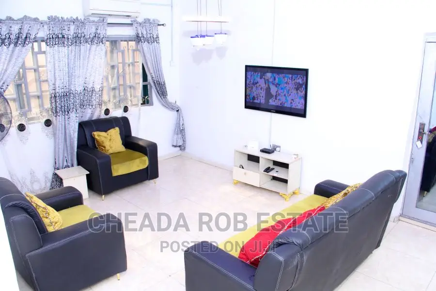 Best Secured 1 Bedroom Apartment Off Peter Odili | Free Wifi in Trans Amadi