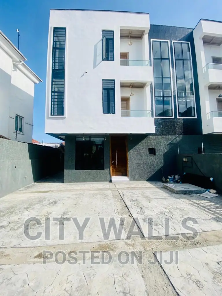 4bdrm Duplex in Victoria Island Extension for sale in Victoria Island Extension