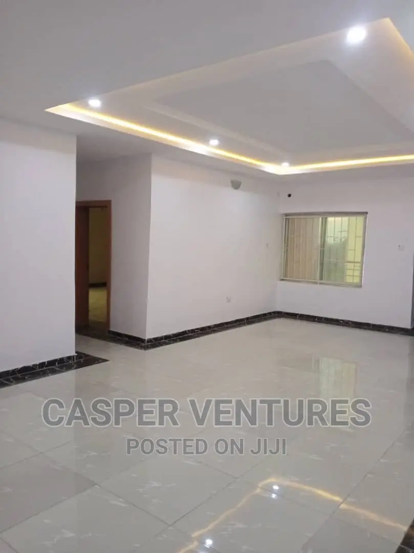 2bdrm Apartment in Chevron for rent in Chevron