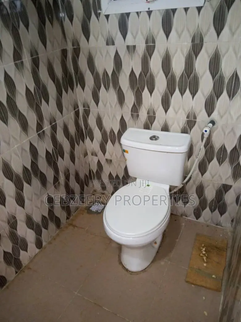 2bdrm Apartment in Yakoyo/Alagbole for rent in Yakoyo/Alagbole