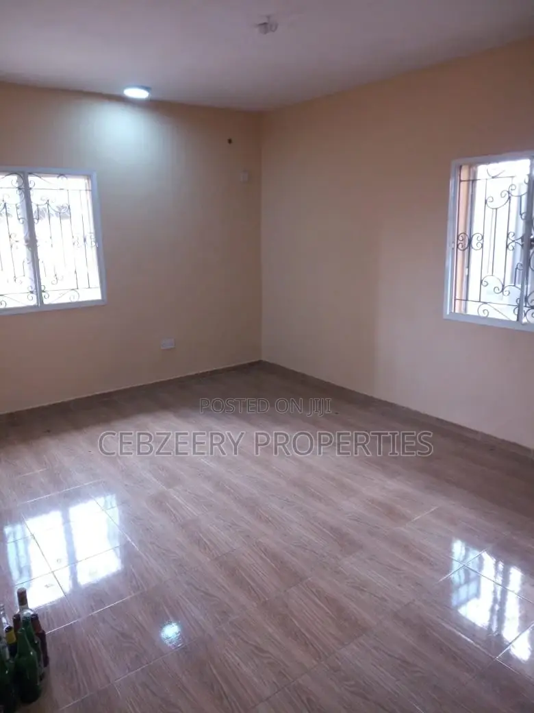2bdrm Apartment in Yakoyo/Alagbole for rent in Yakoyo/Alagbole