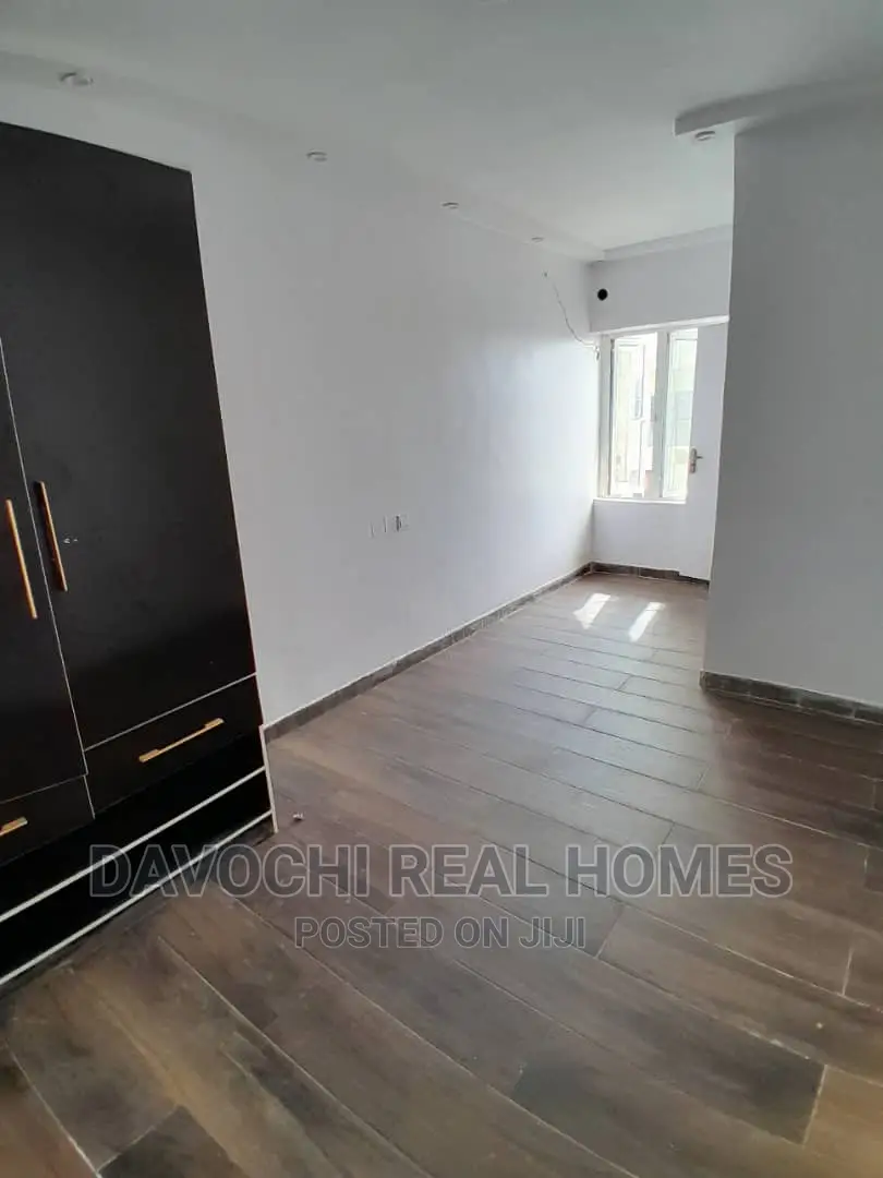 Mini Flat in Lekki Phase One for rent in Lekki