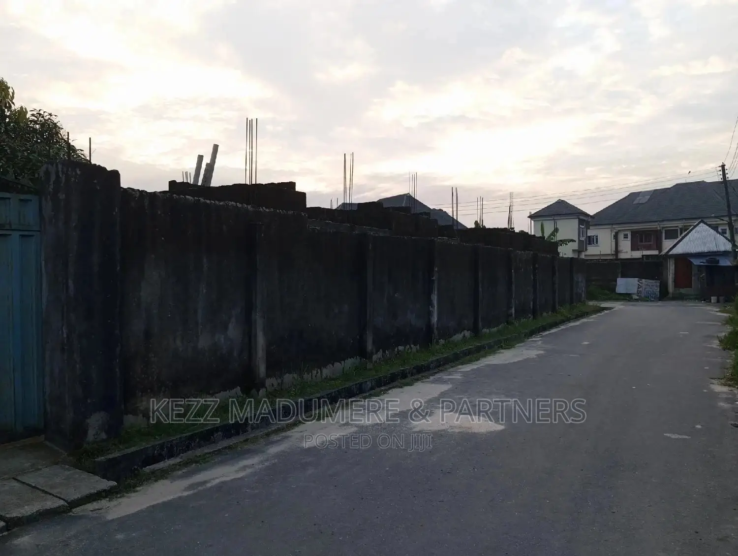 10bdrm Block of Flats in Estate Back Of, Port-Harcourt for sale in Port-Harcourt