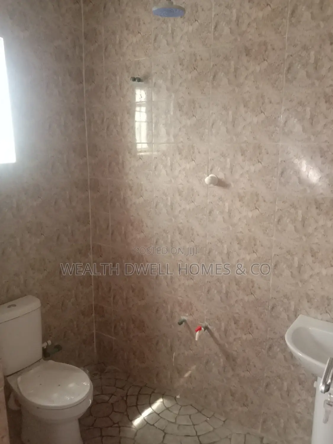 Furnished 2bdrm Block of Flats in Oba Ile Estate, Akure for rent in Akure