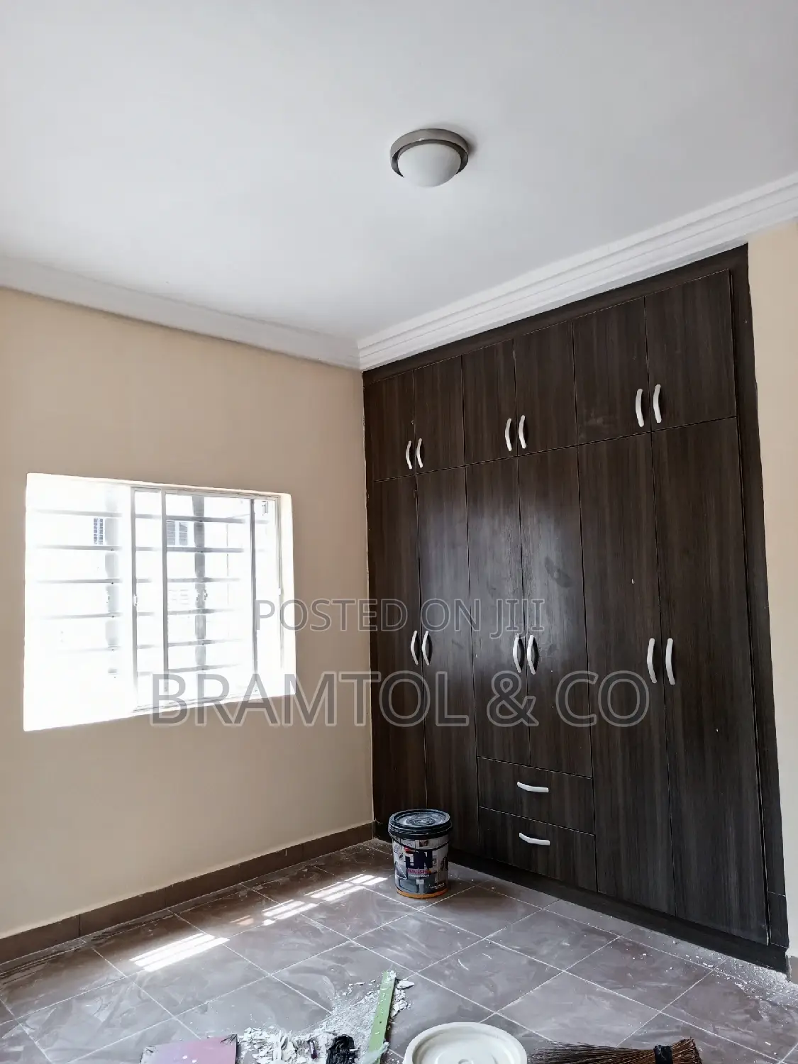 3bdrm Block of Flats in Wuye for rent in Wuye