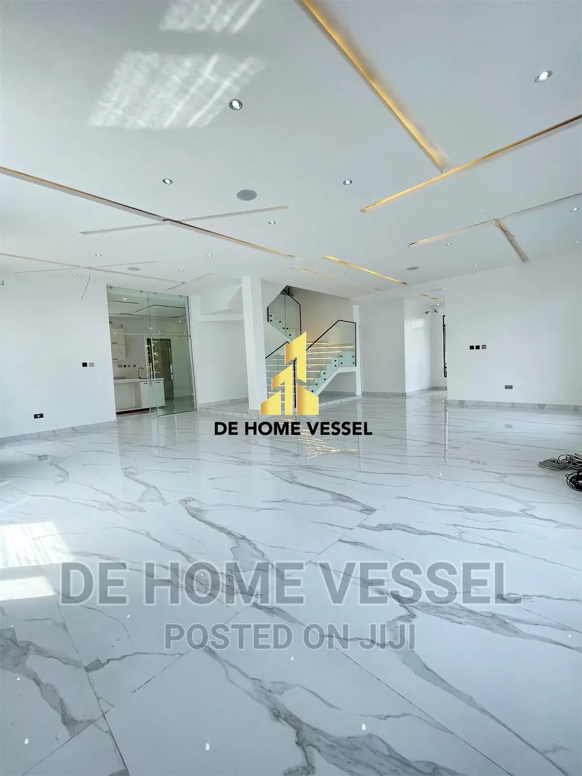 5bdrm Duplex in Osapa london for sale in Osapa london