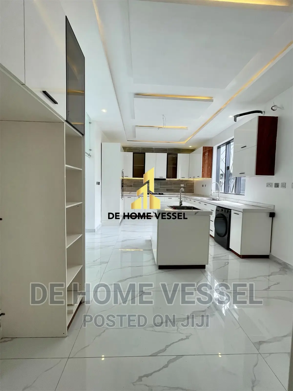 5bdrm Duplex in Osapa london for sale in Osapa london