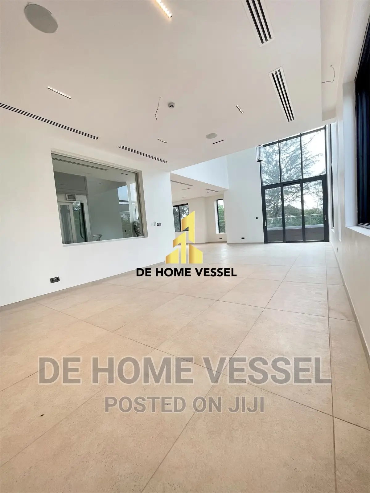 5bdrm Duplex in Banana Island for sale in Banana Island